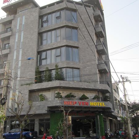 Khach San Hiep Yen Hotel Туй Хоа Екстериор снимка
