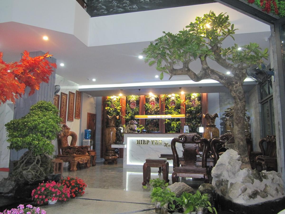 Khach San Hiep Yen Hotel Туй Хоа Екстериор снимка